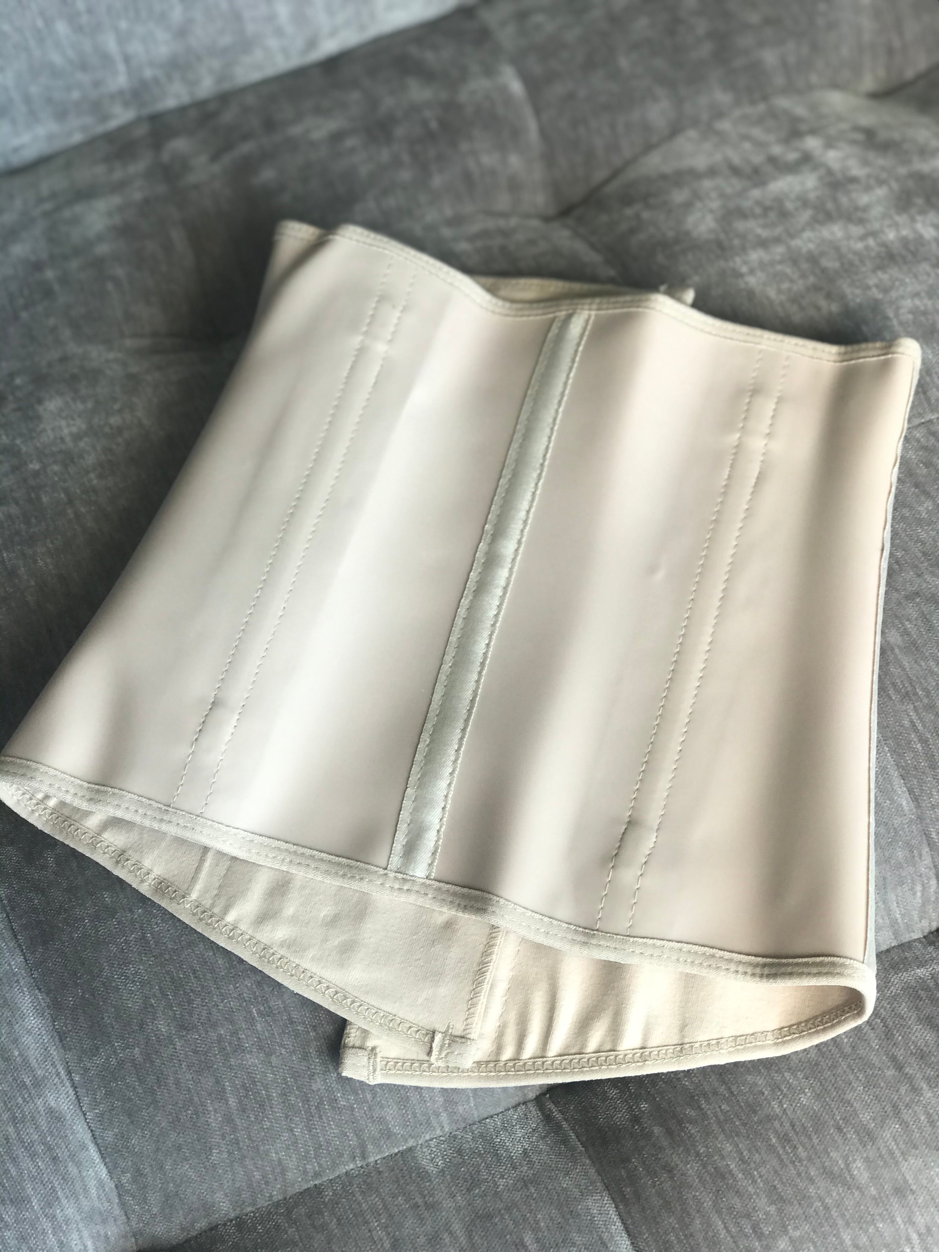 Nude Short Torso Latex 3 Hook Colombian Waist Trainers