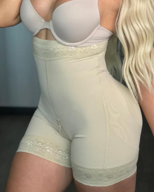 Debbie Faja Levanta Cola / Piel / High Waist