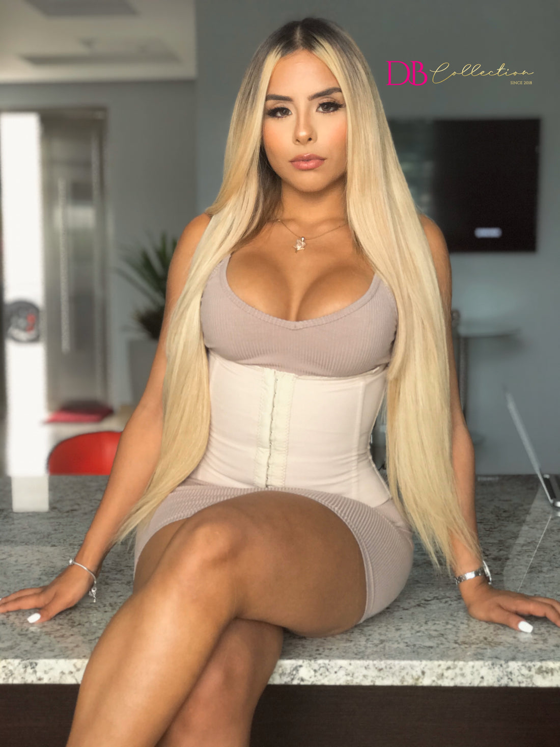 Seamless Waist Trainer Short Torso / Nude