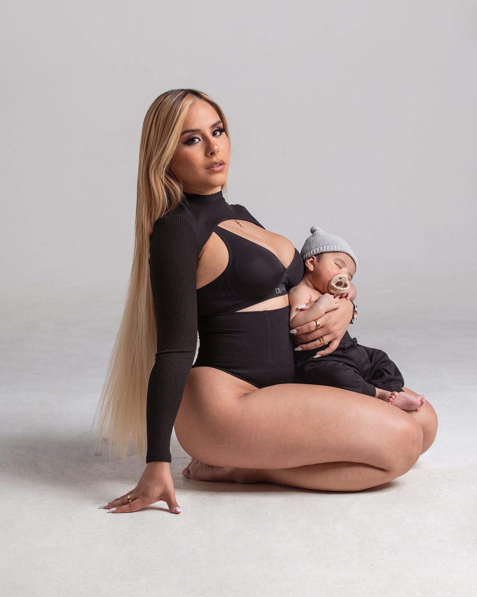 Seamless Tummy Control Shaper (Tanga Panty Faja) 2 X $ 10.00